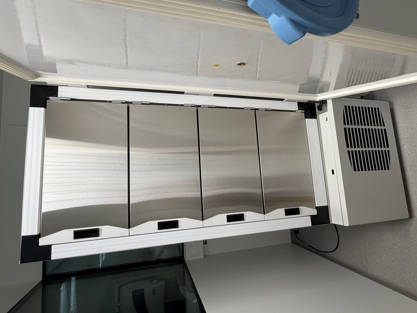 THERMO SCIENTIFIC TSU400V - Ultra-low temperature freezer (-86°C)